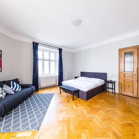 Boheme Apartment Prague Three Praga Exterior foto